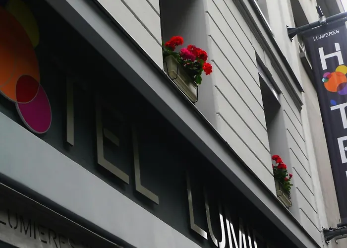 Hotel Lumieres Montmartre Parijs